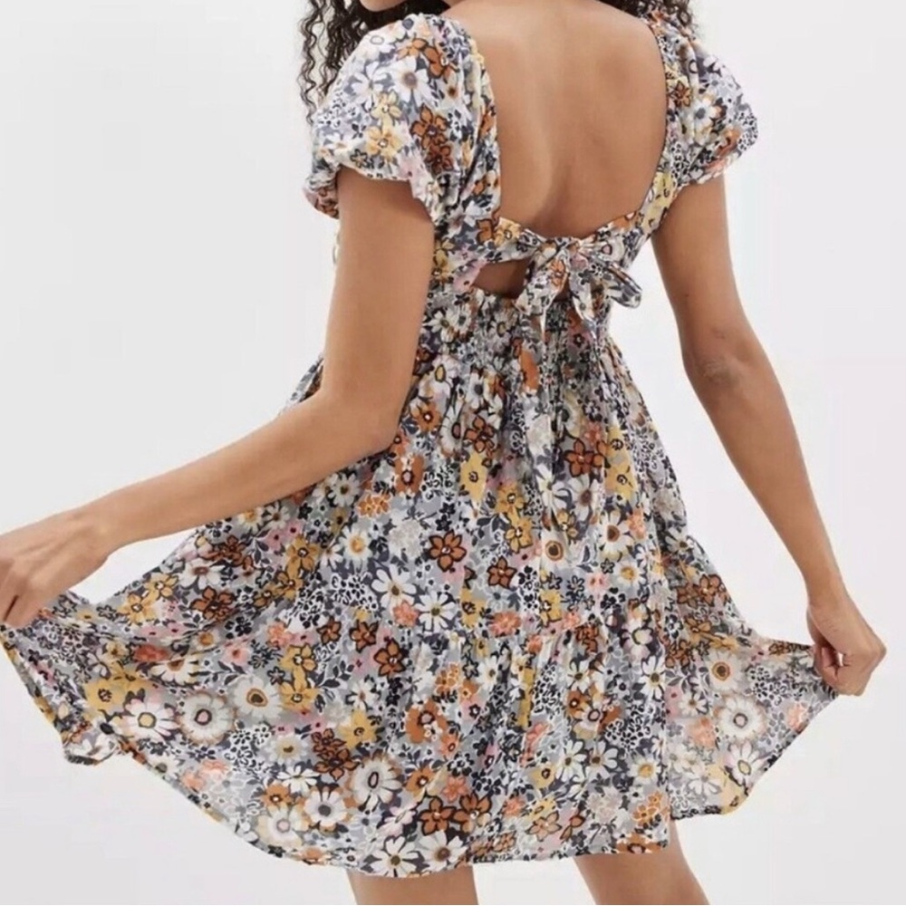 Floral Open-Back Cotton Dress
